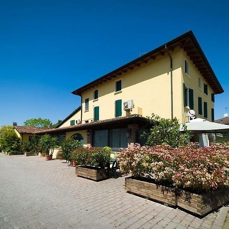 Rifugio San Lorenzo Bed & Breakfast Porto Mantovano Eksteriør bilde