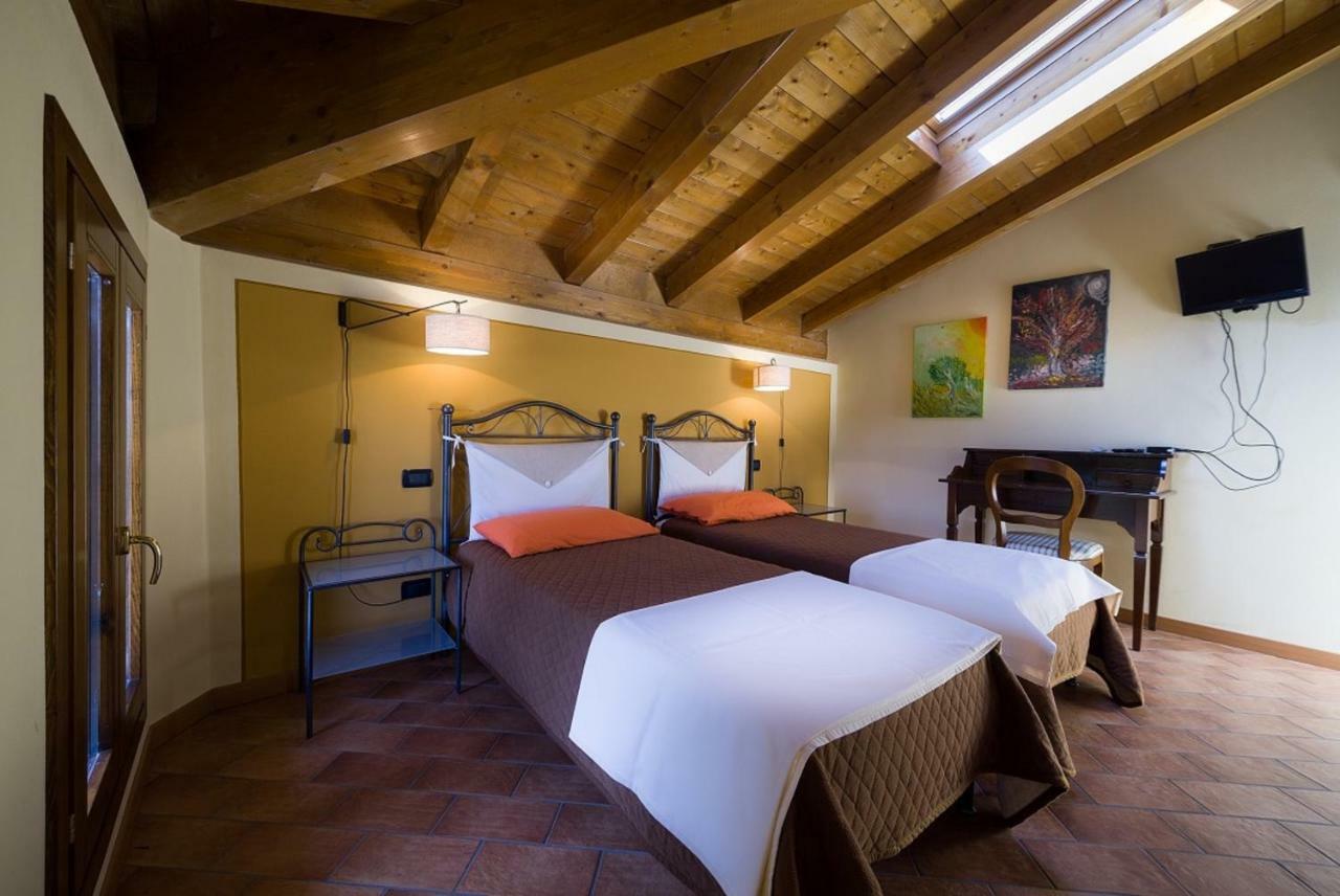 Rifugio San Lorenzo Bed & Breakfast Porto Mantovano Eksteriør bilde
