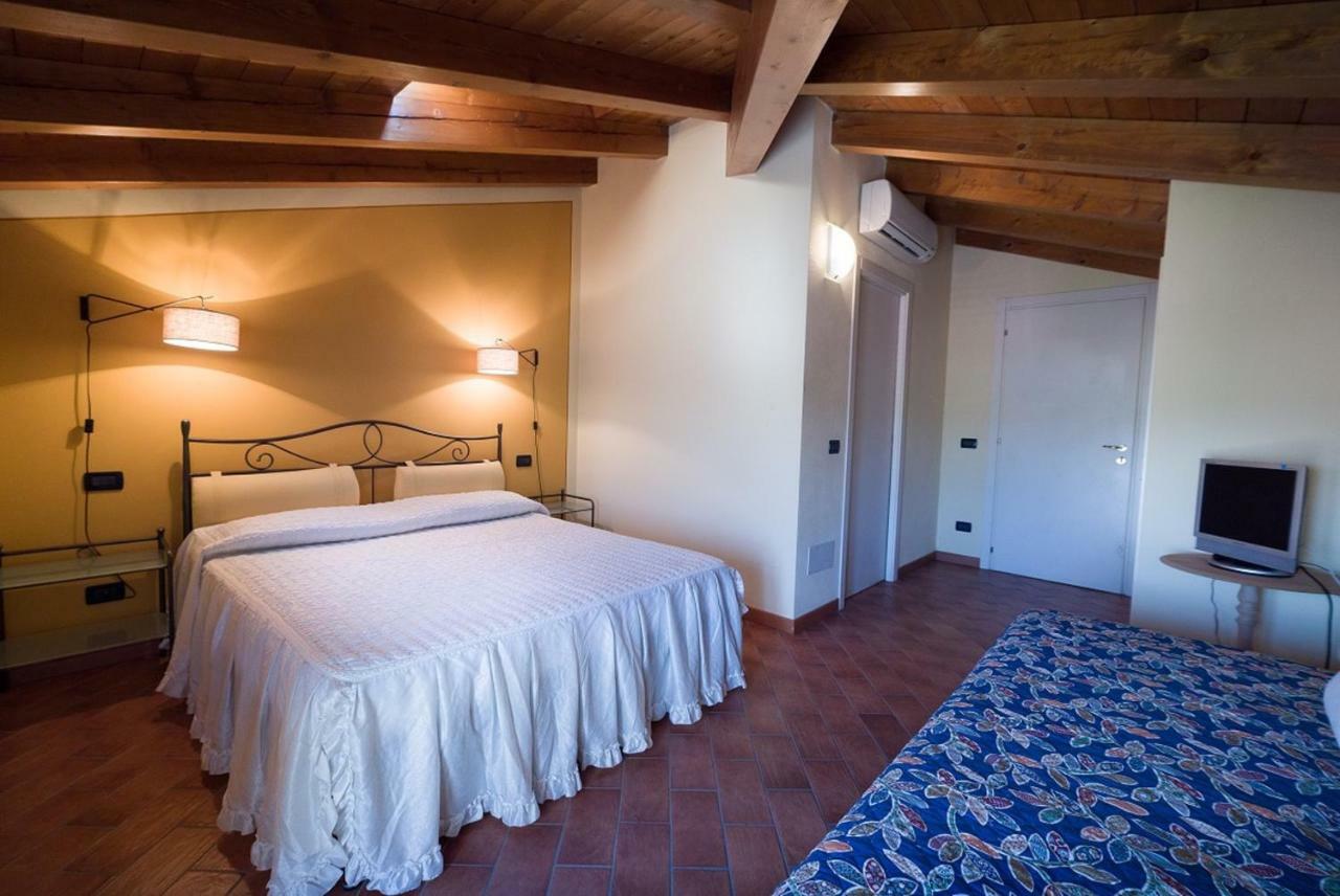 Rifugio San Lorenzo Bed & Breakfast Porto Mantovano Eksteriør bilde